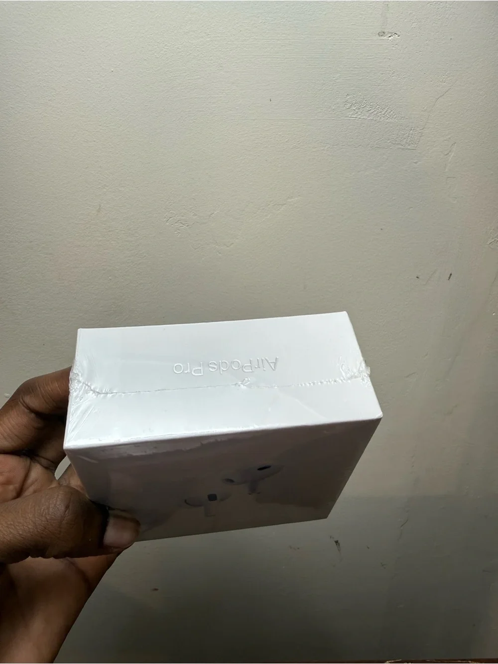 Apple AirPods Pro (White) Wireless Noise-Cancelling Earbuds